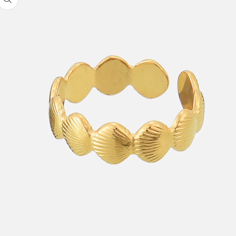 Anthropologie Gold Shell Ring